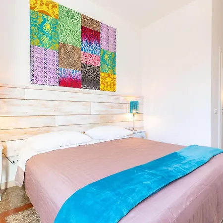 Sunny Charming 3 Bdr, 3bath *