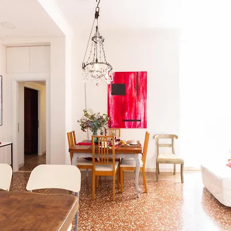 Sunny Charming 3 Bdr, 3bath