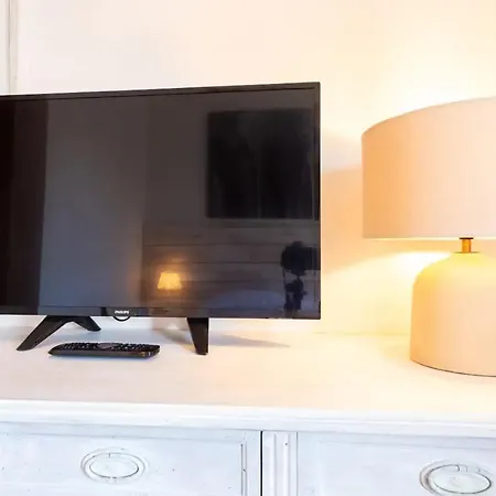 Sunny Charming 3 Bdr, 3bath Appartement