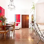 Sunny Charming 3 Bdr, 3bath