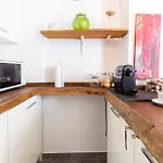 Sunny Charming 3 Bdr, 3bath * Roma