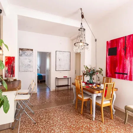 Apartman Sunny Charming 3 Bdr, 3bath *