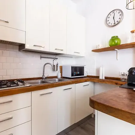 Sunny Charming 3 Bdr, 3bath * Róma