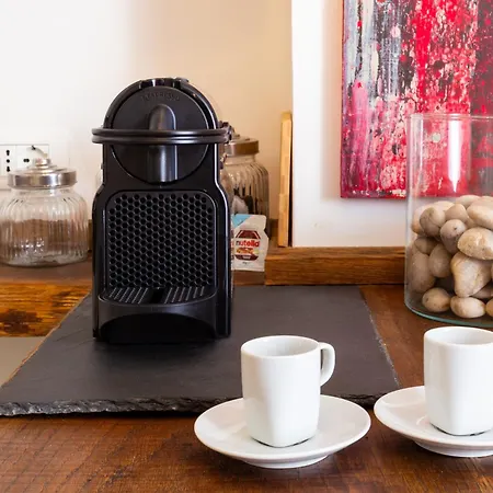 公寓 Sunny Charming 3 Bdr, 3bath *